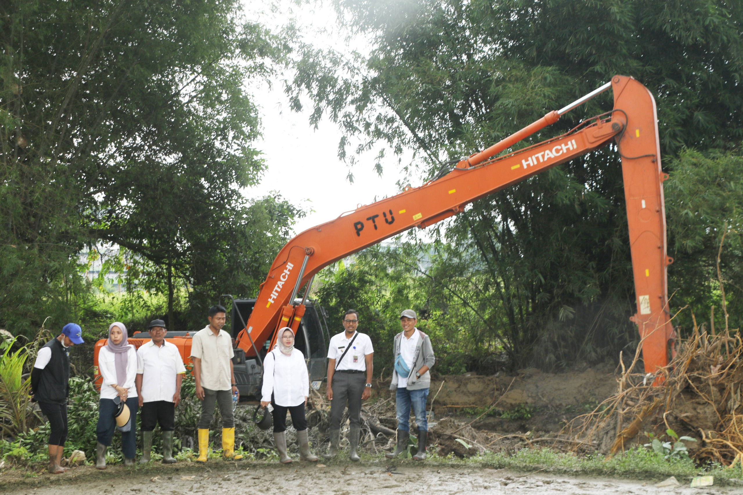 Minimalisir Banjir, DPUPR Kabupaten Serang Normalisasi Sungai Cikambuy Kibin